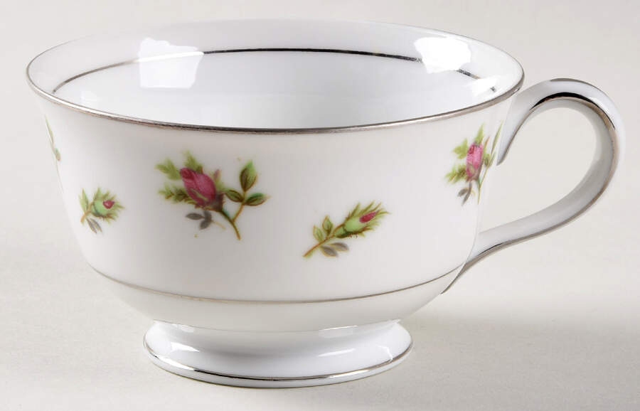 Dorchester Footed Cup by Kyoto-1