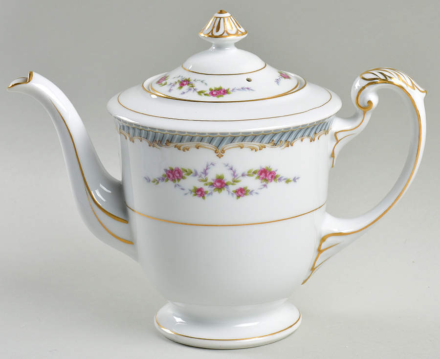 Hampton Coffee Pot & Lid by Kyoto-1