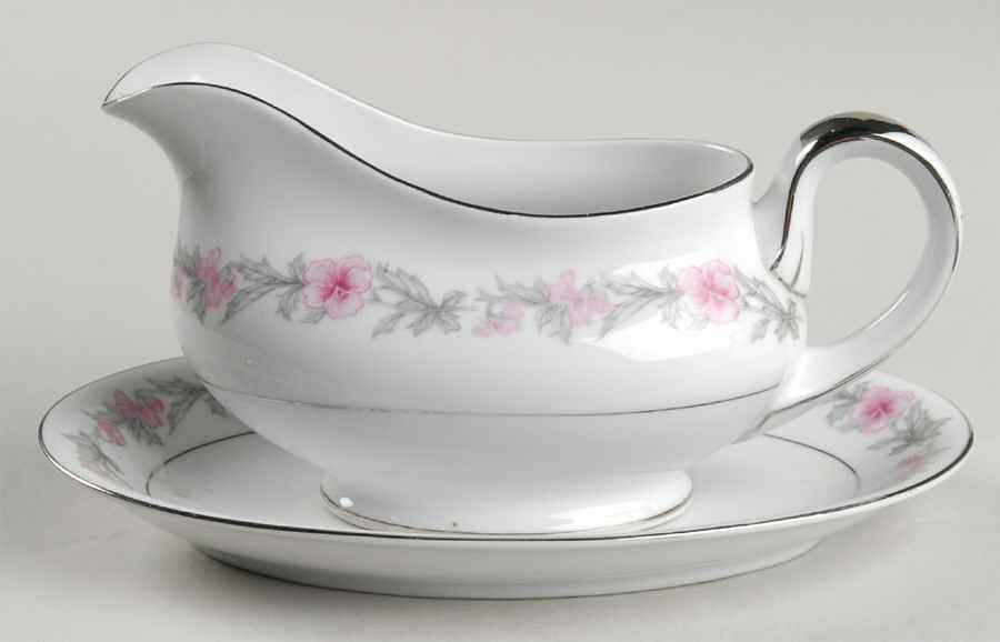 Joanne Gravy Boat & Underplate by Kyoto-1
