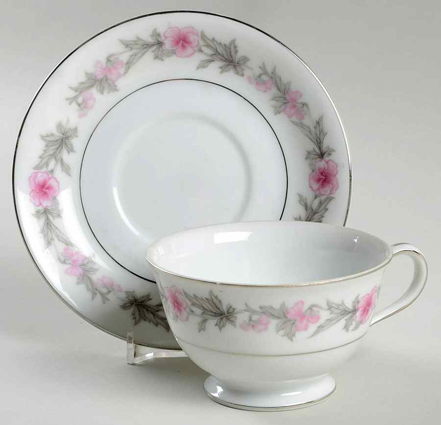 Joanne Footed Cup & Saucer Set by Kyoto-1
