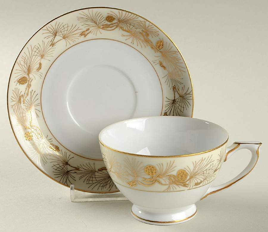 Pine Gold Footed Cup & Saucer Set by Kyoto-1
