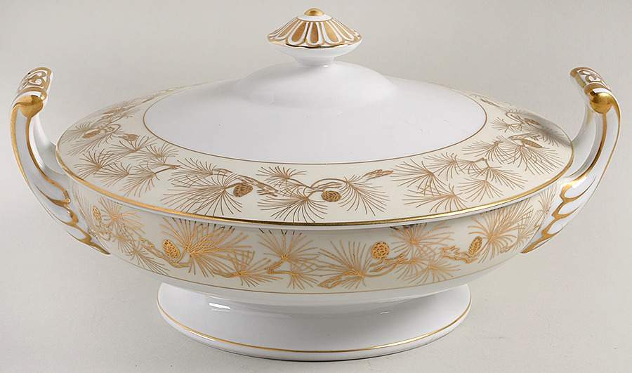 Pine Gold Round Covered Vegetable by Kyoto-1