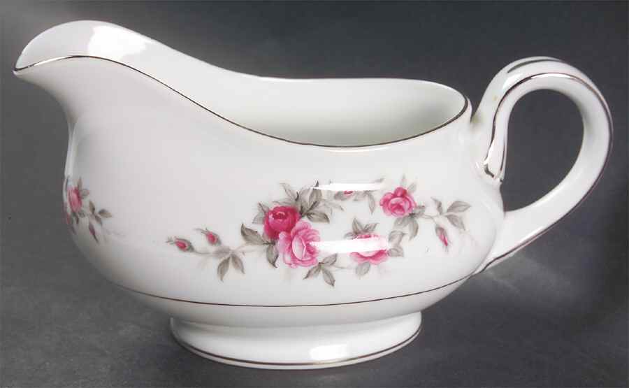 Rose Garland Gravy Boat by Kyoto-1