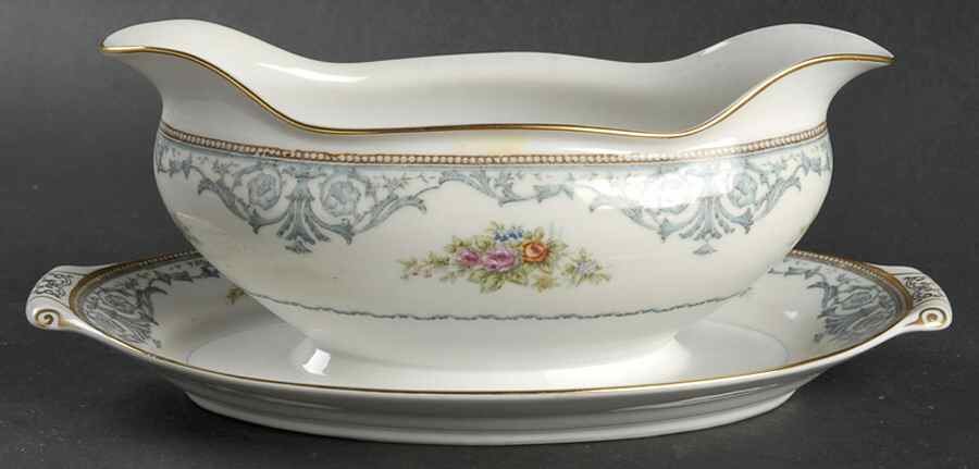 Duchess Gravy Boat with Attached Underplate by Kingsley (Japan)-1