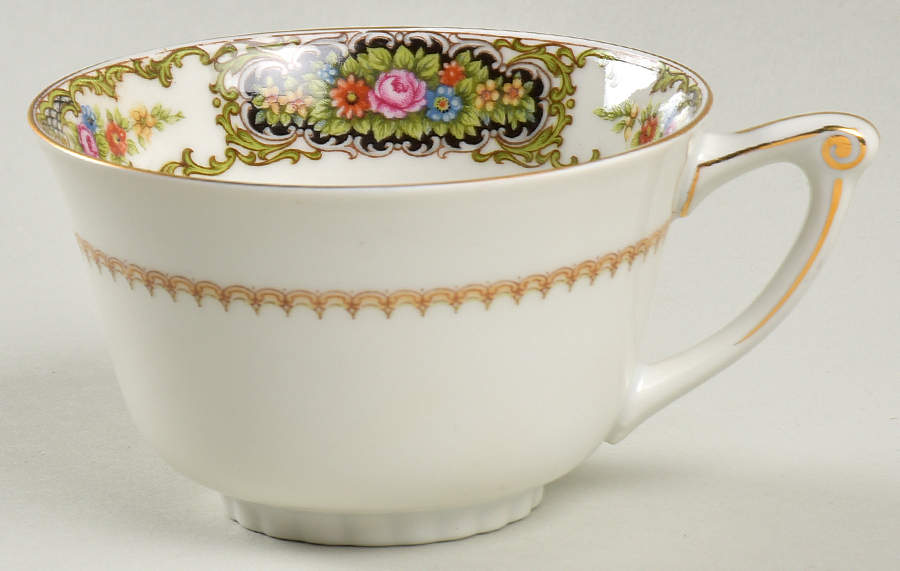 Midnight Queen Footed Cup by Kingsley (Japan)-1