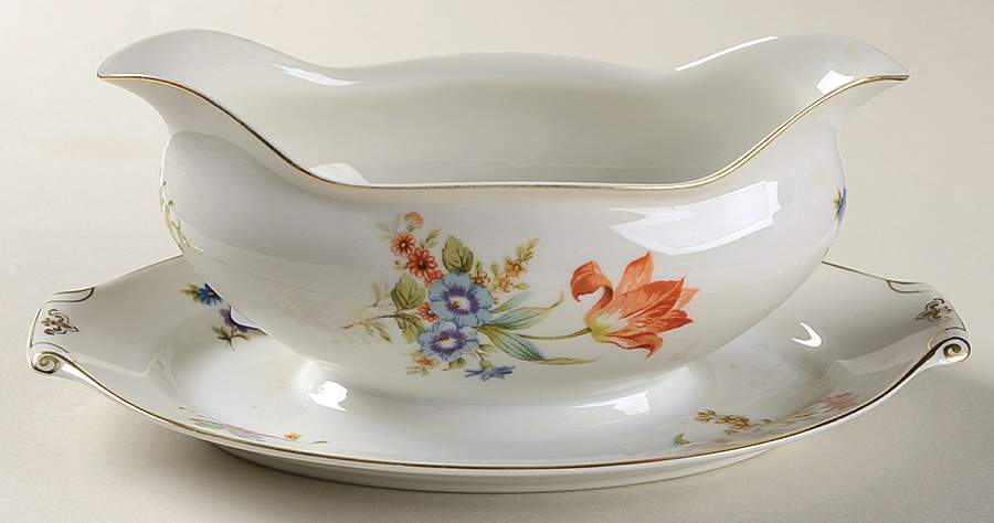 Nightingale Gravy Boat with Attached Underplate by Kingsley (Japan)-1