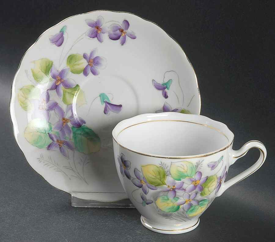 Flower of The Month Series Footed Cup & Saucer Set by Kasuga-1