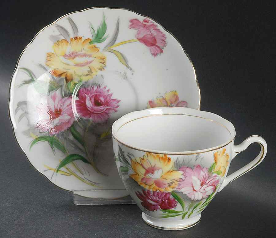 Flower of The Month Series Footed Cup & Saucer Set by Kasuga-1