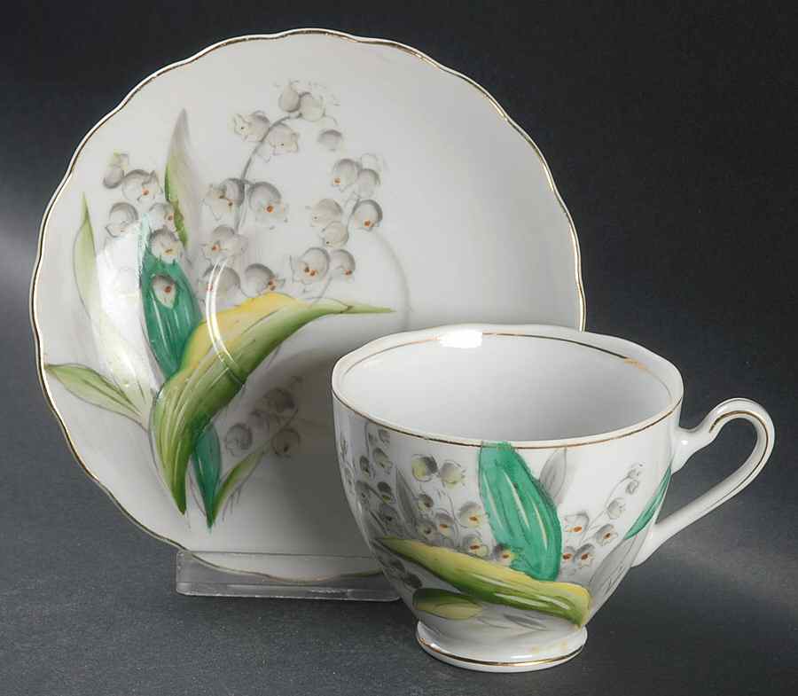 Flower of The Month Series Footed Cup & Saucer Set by Kasuga-1
