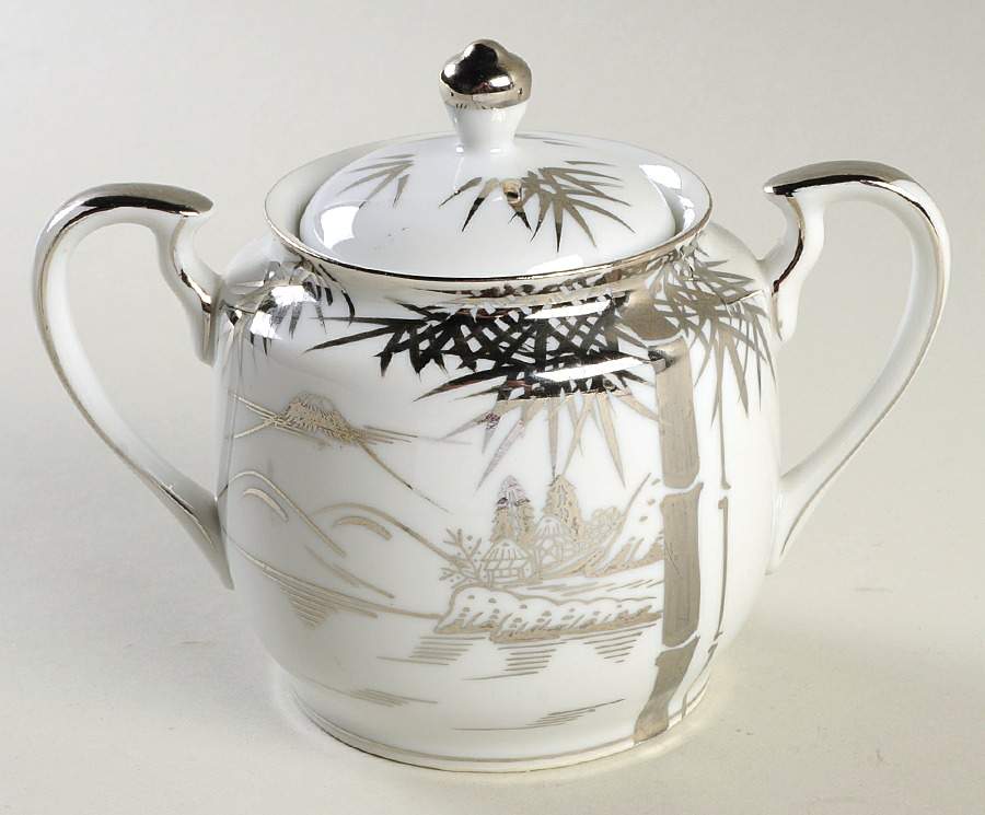 KUT43 Sugar Bowl & Lid by Kutani-1