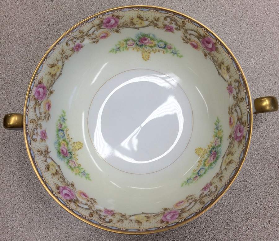 KIK25 Footed Cream Soup Bowl by Kikusui-1