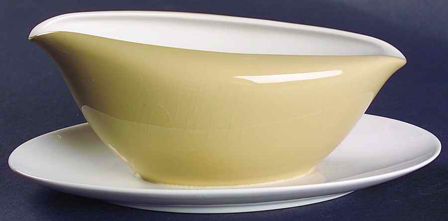 Buffton Gravy Boat with Attached Underplate by Kokura-1