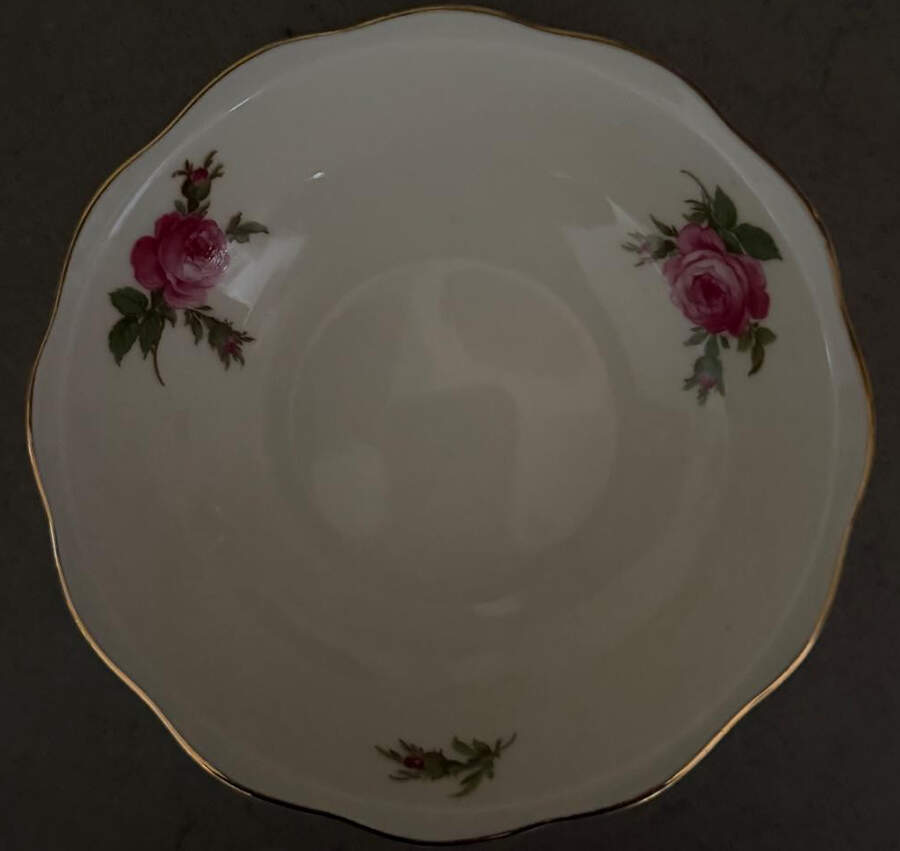 0637 Saucer by KPM-1
