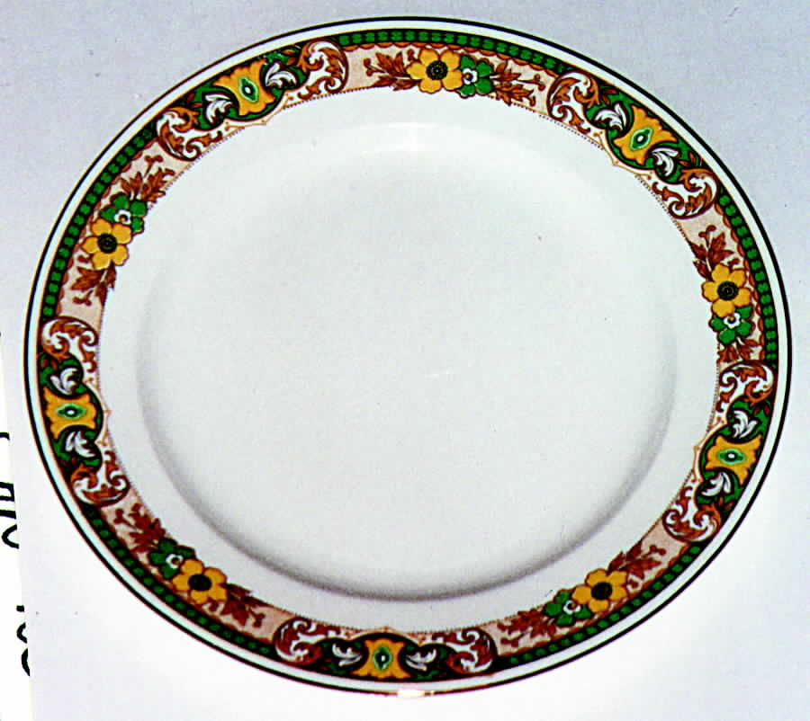7207 Dinner Plate by Keeling & Co-1