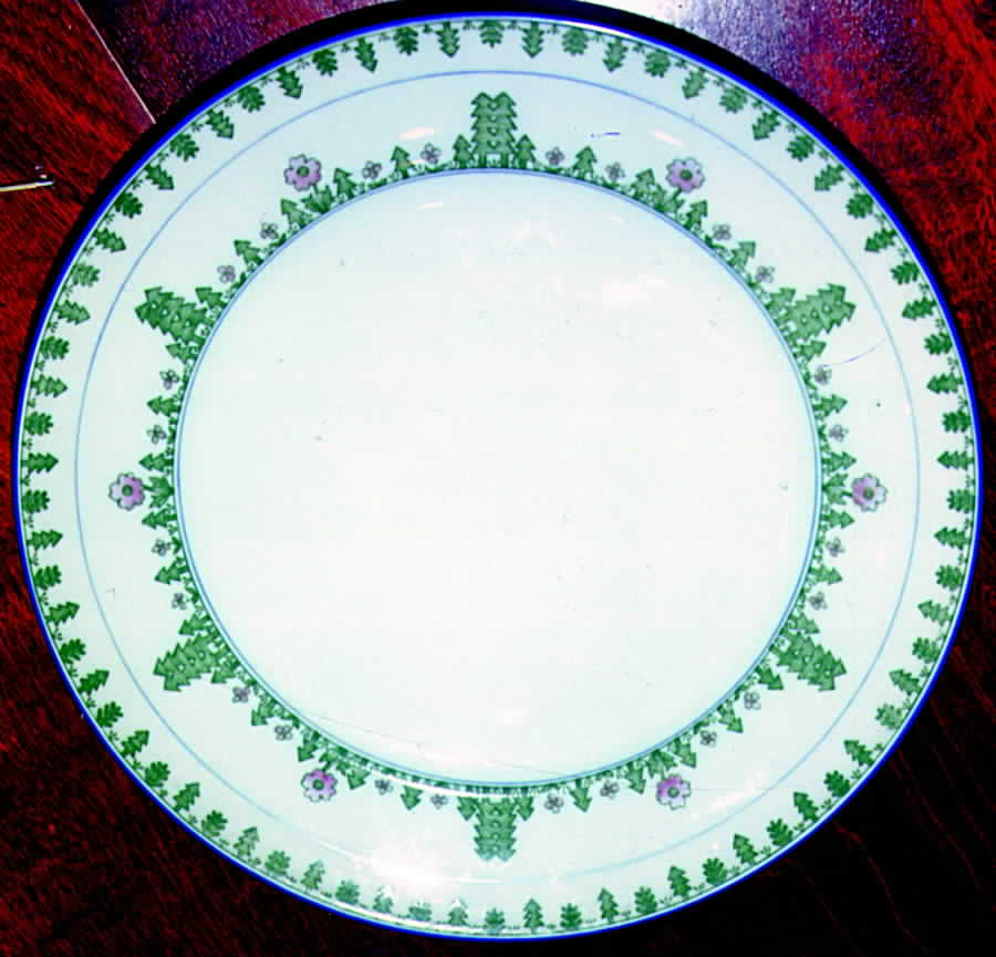KOO1 Dinner Plate by Kornilow Bros-1