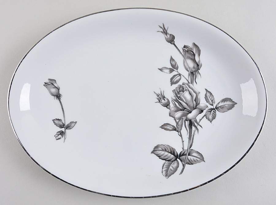 Black Rose 14" Oval Serving Platter by Kutani-1