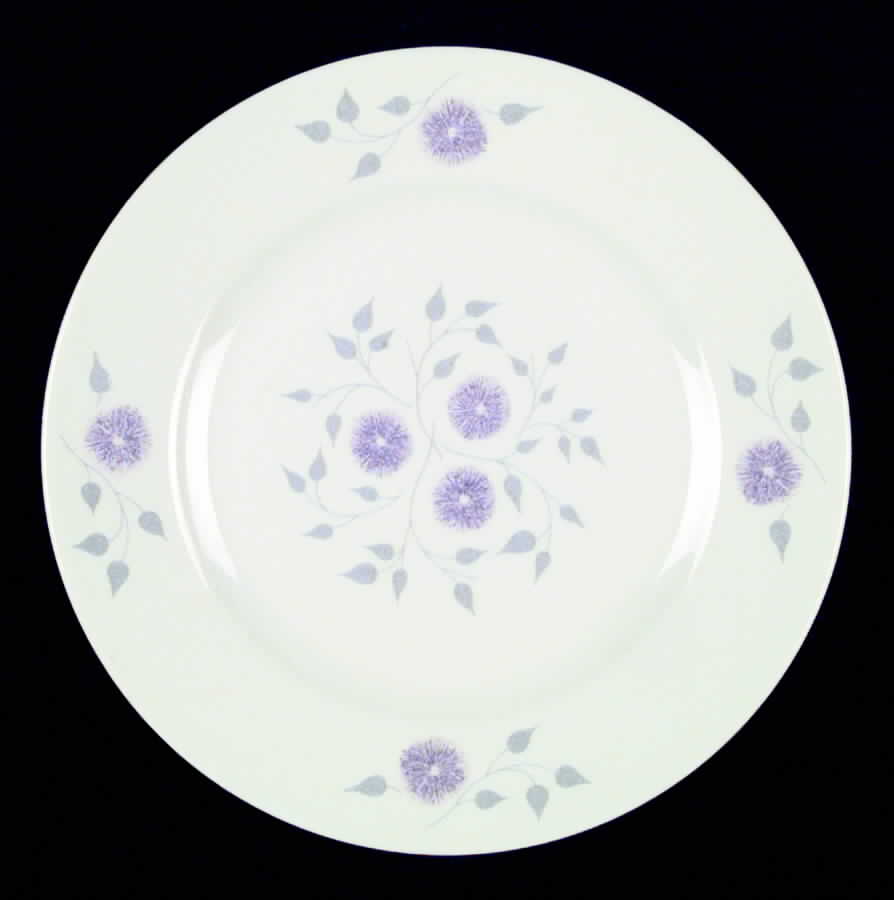 Victoria Dinner Plate by Edwin Knowles-1