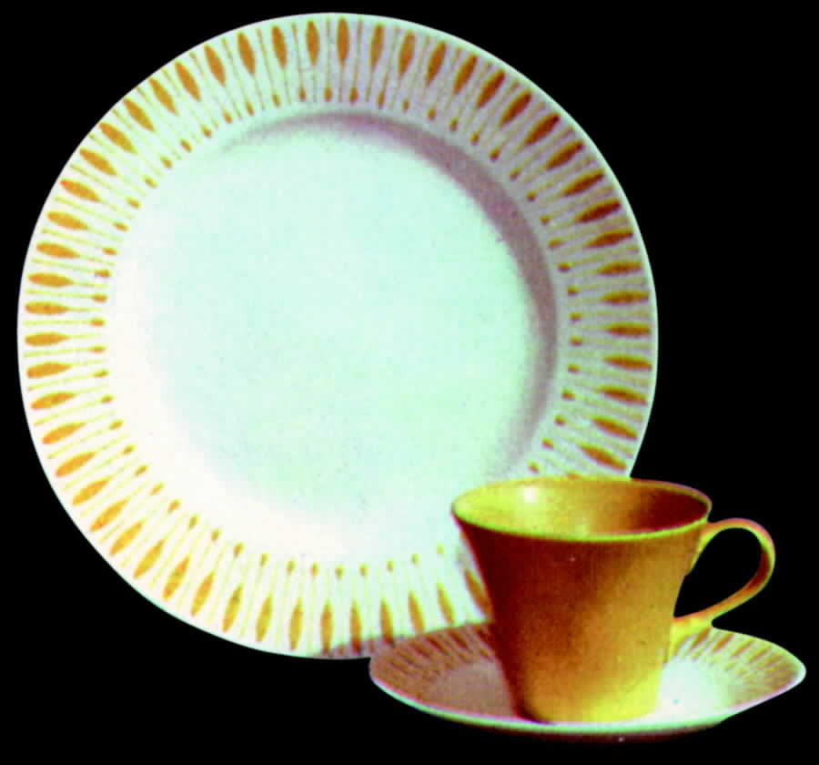 Fjord Yellow Dinner Plate by Edwin Knowles-1