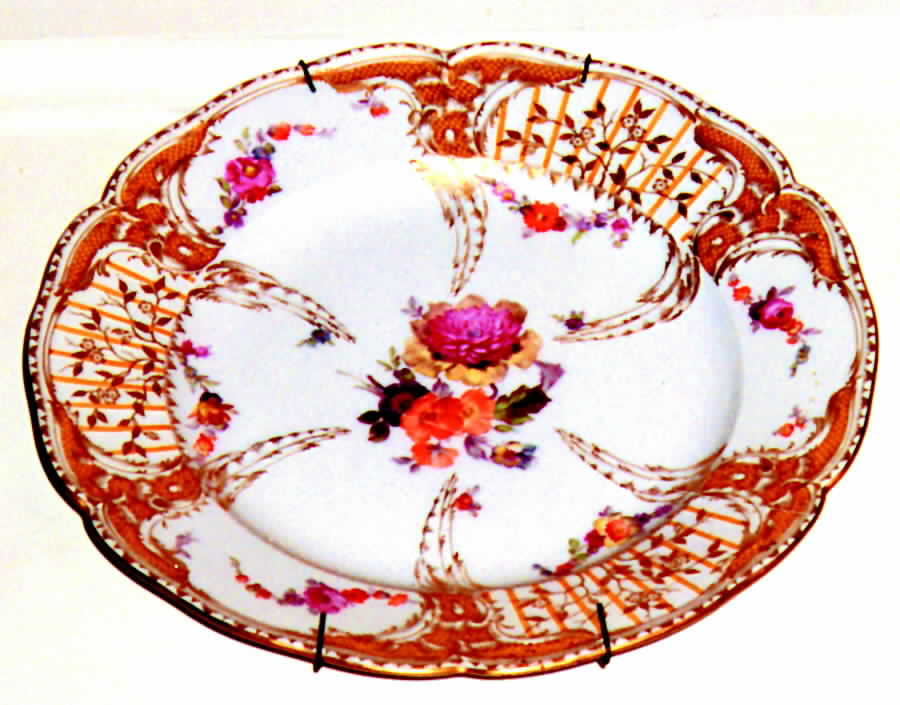 Relief Zierat (Non Pierced) Dinner Plate by KPM-1