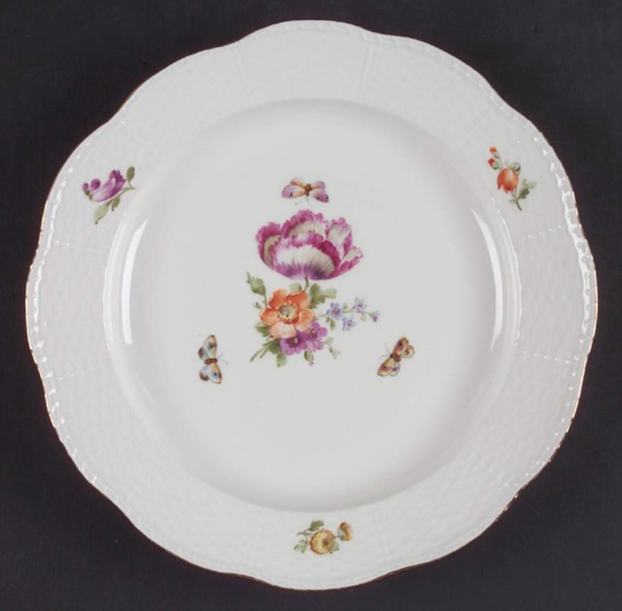 KPM74 Dinner Plate by KPM-1