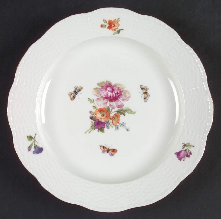 KPM74 Dinner Plate by KPM-1