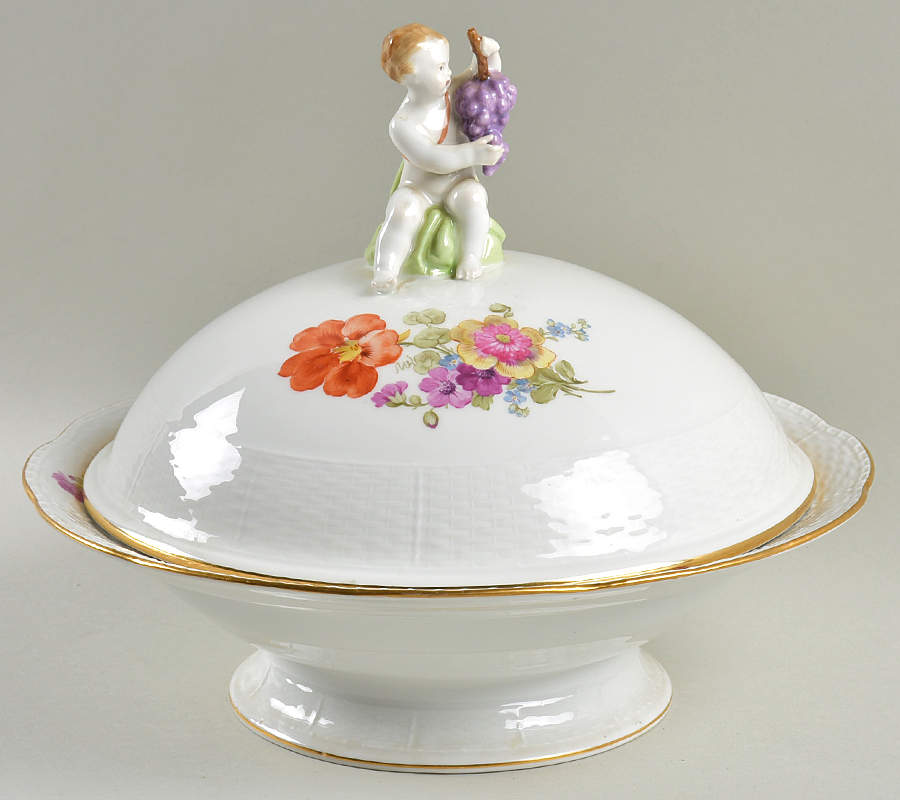KPM74 Round Covered Vegetable by KPM-1