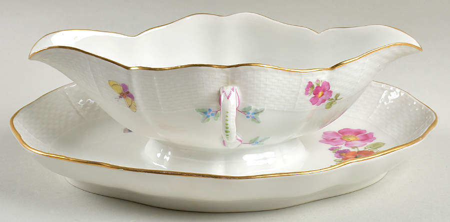 KPM74 Gravy Boat with Attached Underplate by KPM-1