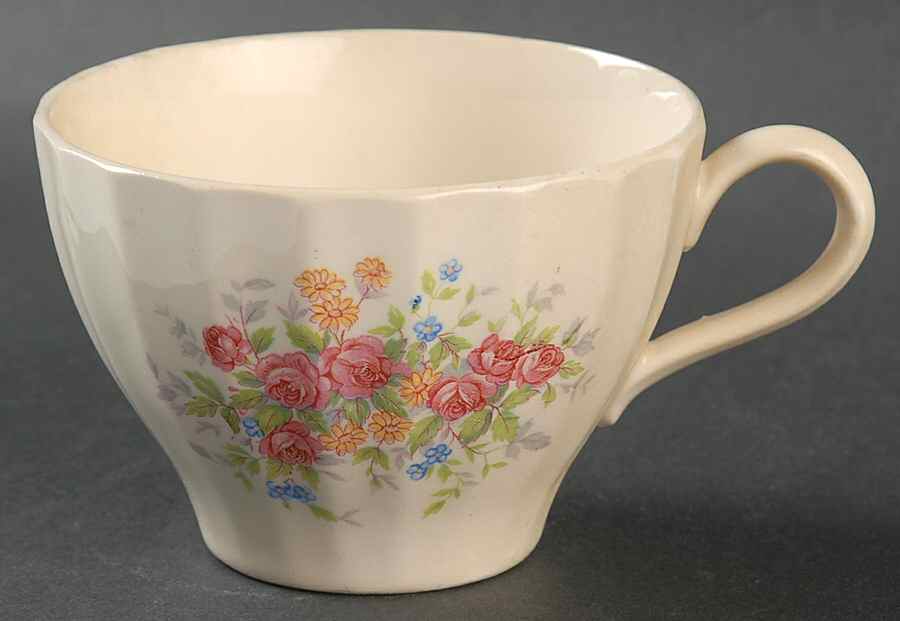 KNO372 Flat Cup by Edwin Knowles-1