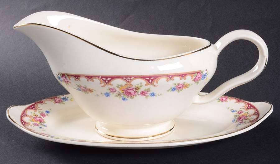 KNO382 Gravy Boat & Underplate/Relish by Edwin Knowles-1