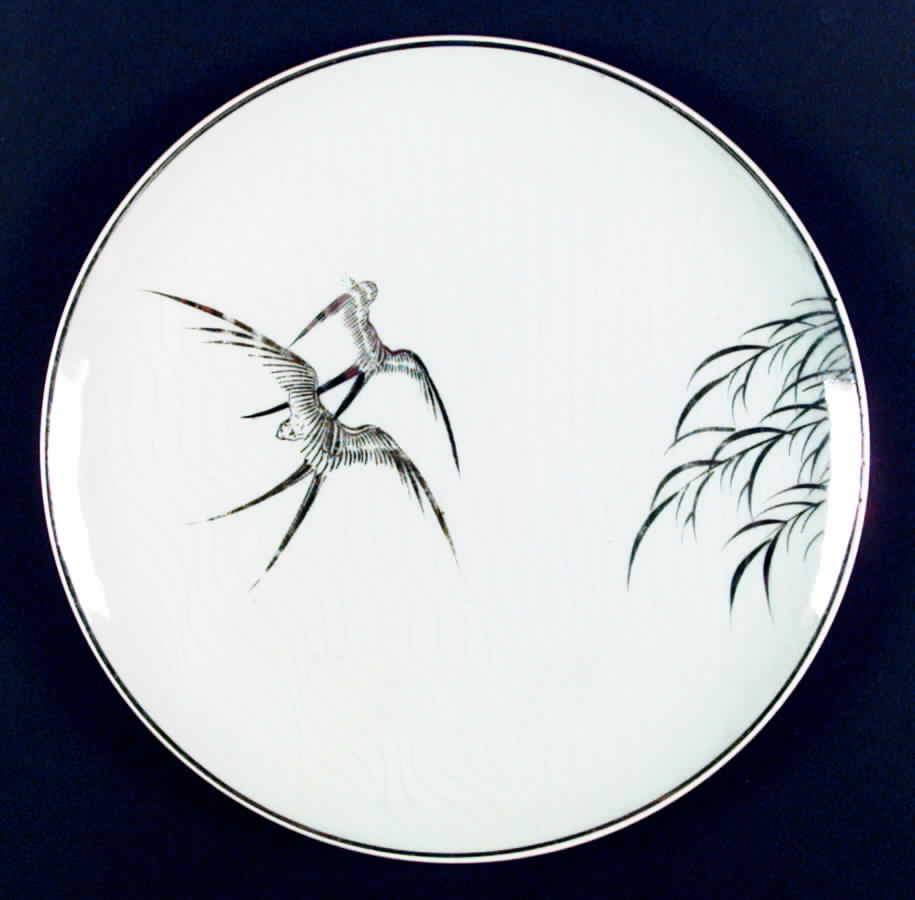 KUT58 Dinner Plate by Kutani-1