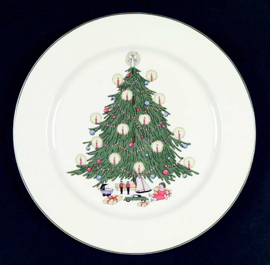 Christmas Tree Dinner Plate by Edwin Knowles-1