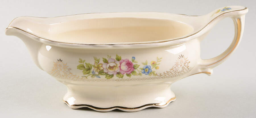 KNO444 Gravy Boat by Edwin Knowles-1