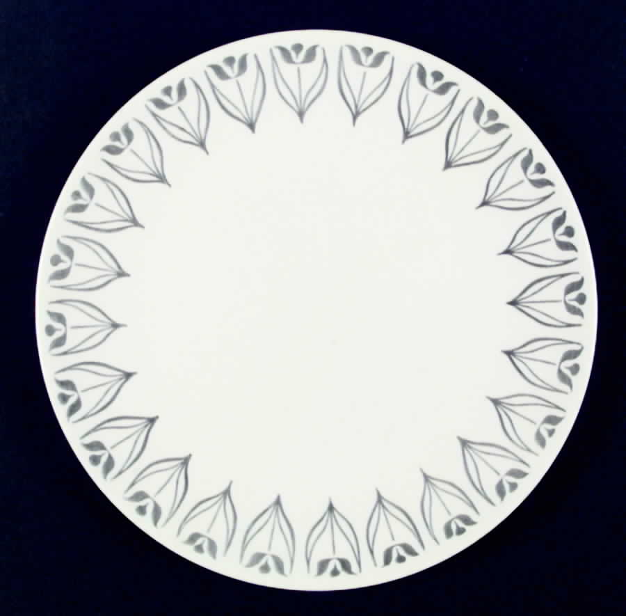 Tulip Time Dinner Plate by Edwin Knowles-1