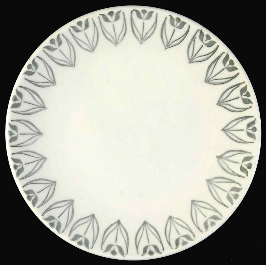 Tulip Time Bread & Butter Plate by Edwin Knowles-1