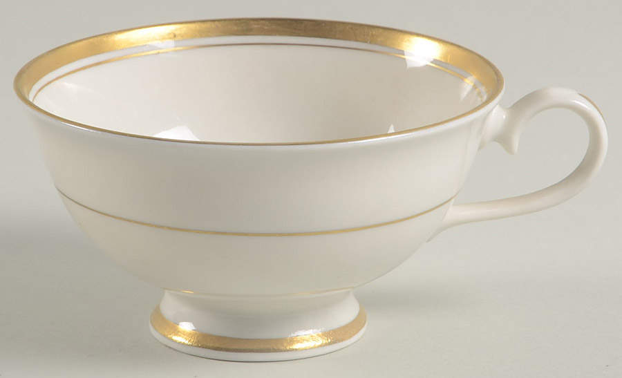 KIR7 Footed Cup by Kirk-1