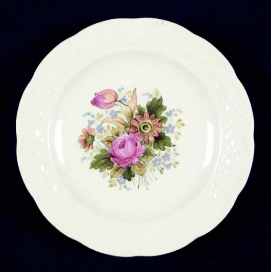 KNO451 Saucer by Edwin Knowles-1