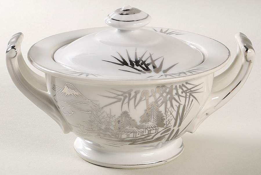 KUT64 Sugar Bowl & Lid by Kutani-1