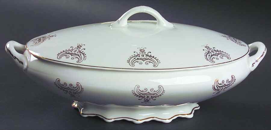 KNO462 Oval Covered Vegetable by Edwin Knowles-1