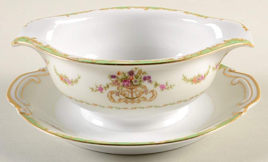 Green Garland Gravy Boat with Attached Underplate by Kyoto-1