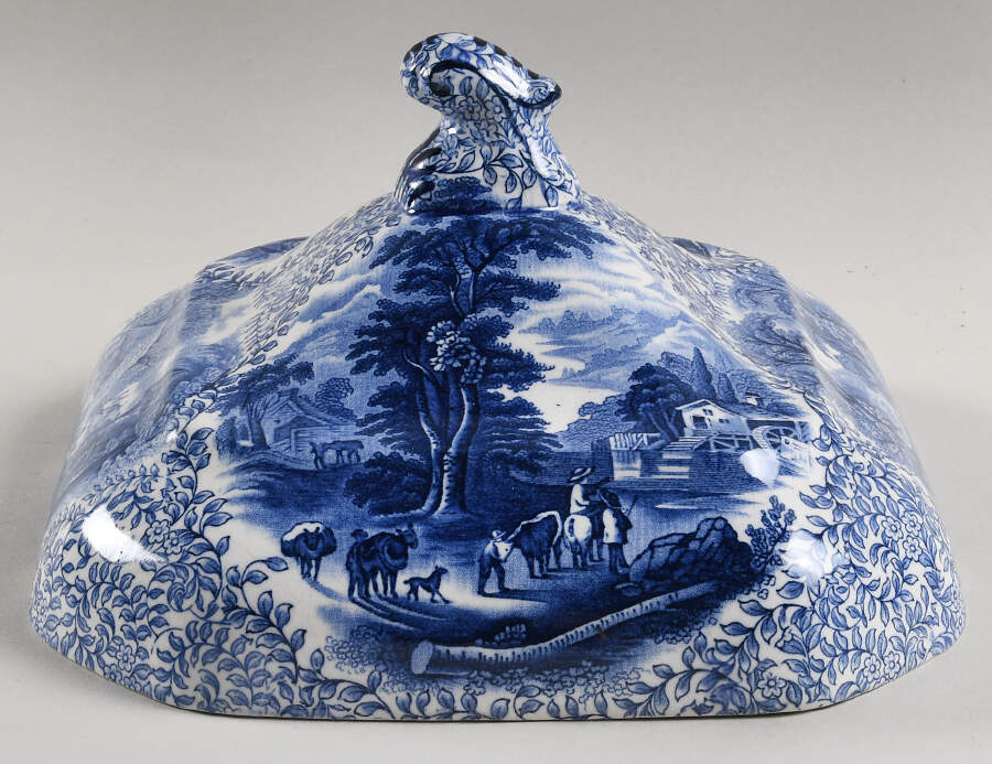 Ye Olde Lid for Square Vegetable by James Kent (England)-1