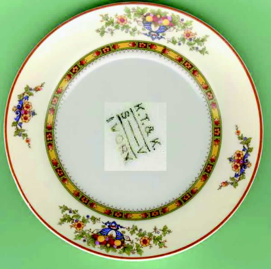 KTK30 Dinner Plate by Knowles, Taylor & Knowles-1