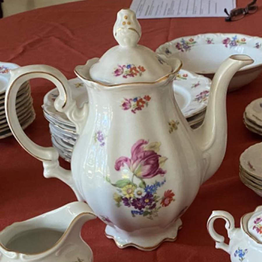 Cordelia Coffee Pot & Lid by Kronester-1