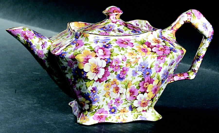 Dubarry (Granville, New, Globe Backstamp) Square Diamond Teapot & Lid by James Kent (England)-1