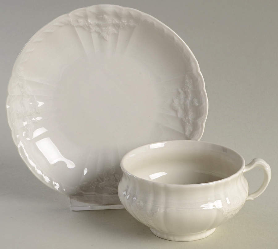 Rocaille Footed Cup & Saucer Set by KPM-1