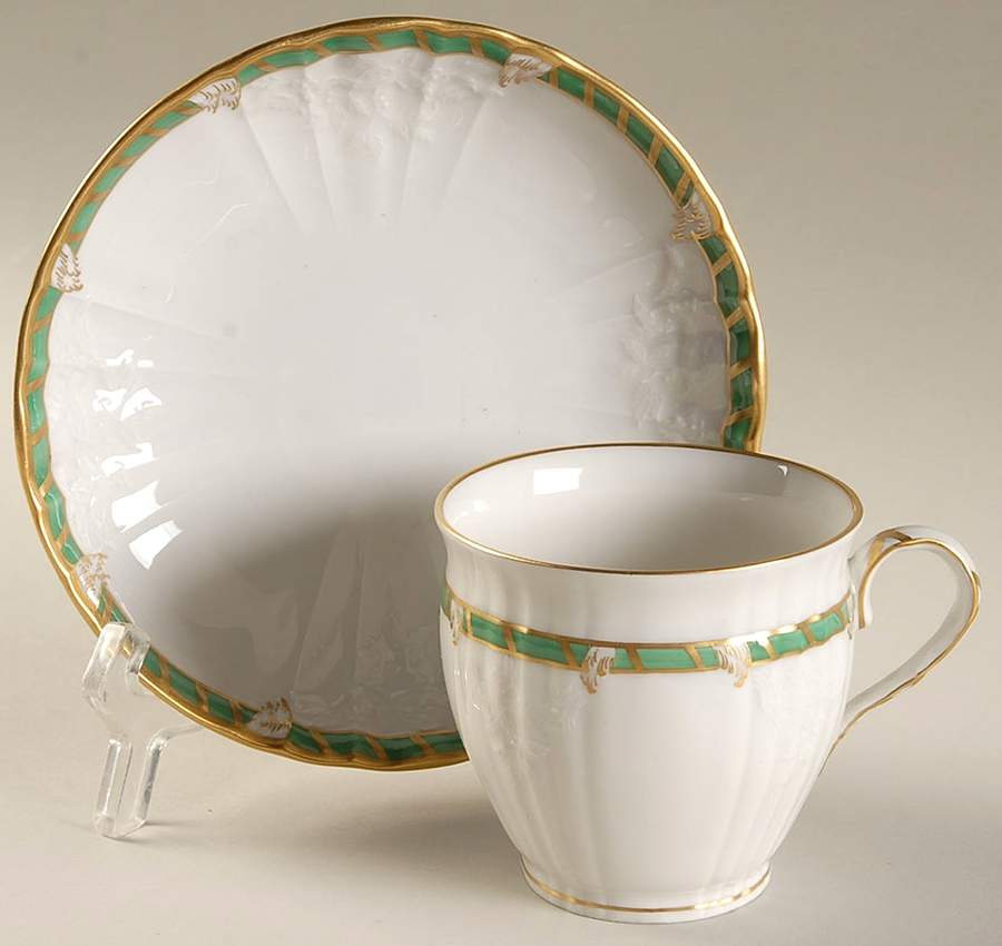 KPM90 Footed Cup & Saucer Set by KPM-1