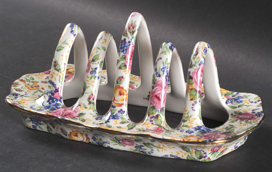 Rosalynde(Granville, New, Globestp) 4 Slice Toast Server by James Kent (England)-1