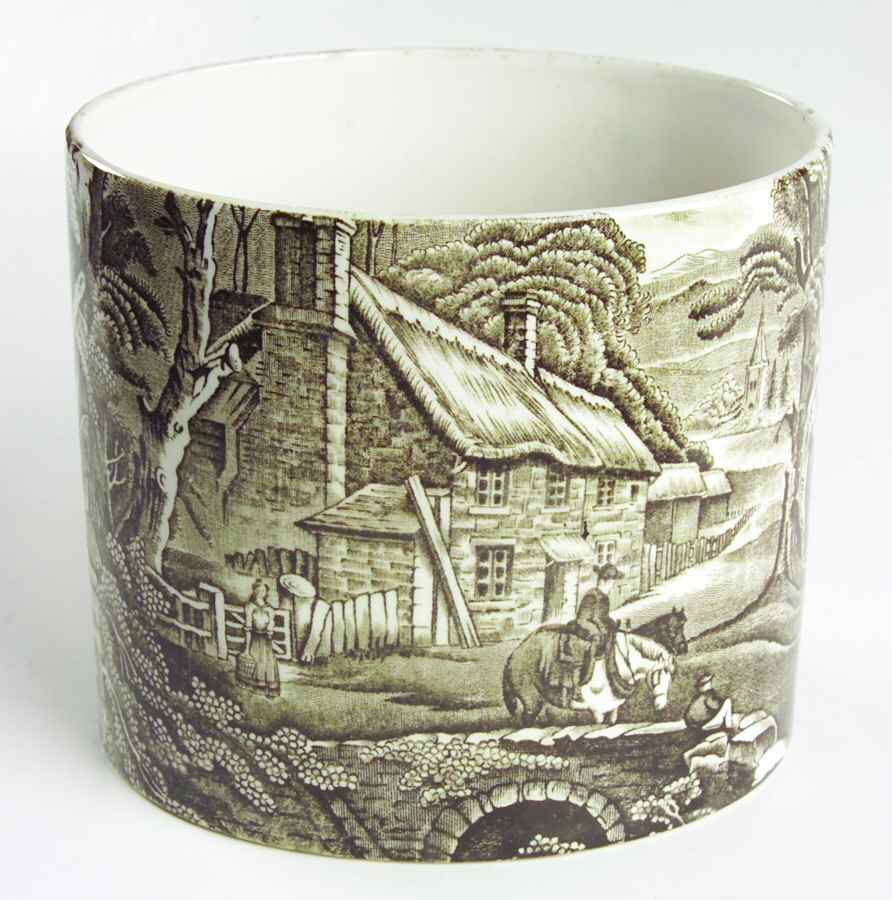 KNT23 Medium Canister & Lid by James Kent (England)-1
