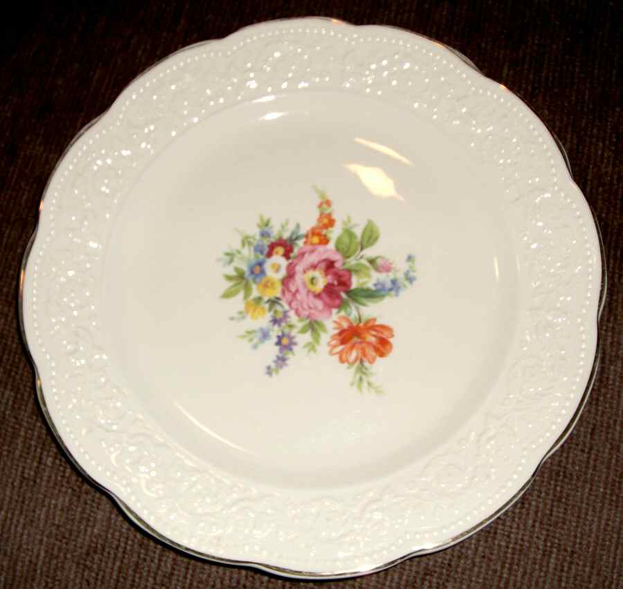 KNO508 Dinner Plate by Edwin Knowles-1