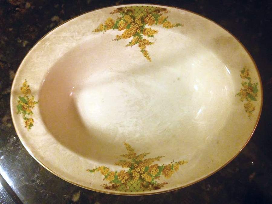 442E1T 9" Oval Vegetable Bowl by Edwin Knowles-1