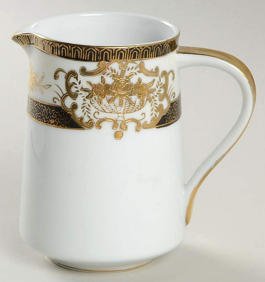 KUT77 Creamer by Kutani-1